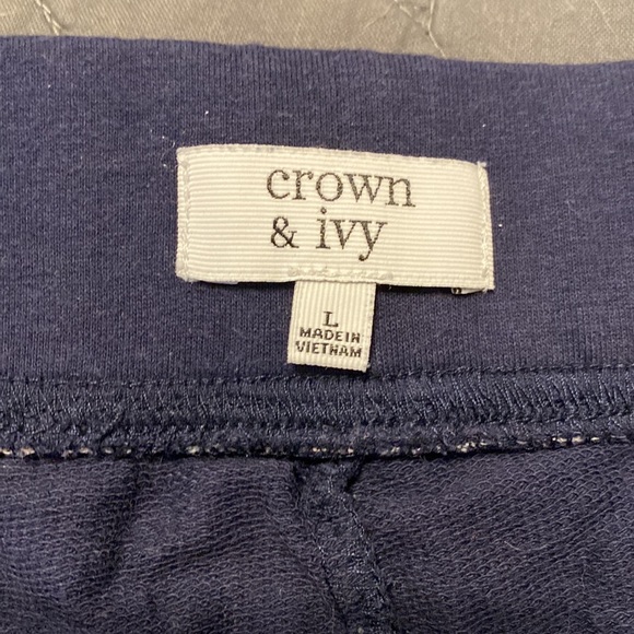 Crown & Ivy Skort size large - Picture 4 of 5